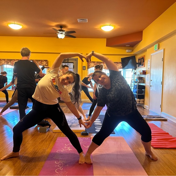 Meet your Posher, Rebecca - Picture 1 of 1